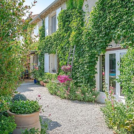 Chambres D'Hotes Et Gites Le Mas Mellou Orange  Exterior photo